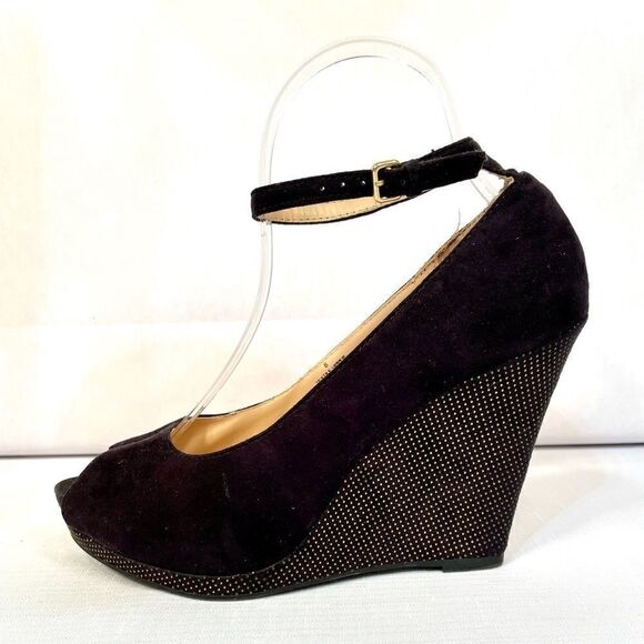 BLACK SUEDE WEDGE W GOLD STUDS ANKLE STRAP 4” HEEL - Picture 1 of 6
